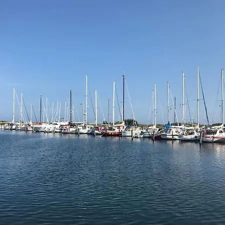 Cozy Family Close To The Harbor And Beach *